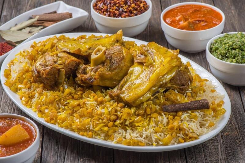 مجبوس گوشت؛ رقیب خوش‌عطر خورش‌های ایرانی در آشپزی جنوب