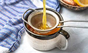 ۷ دمنوش برای سردرد و حالت تهوع