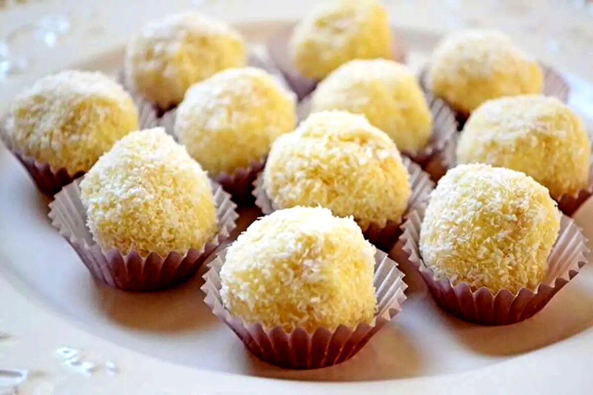  طرز تهیه توپک نارگیلی، یک شیرینی شیک و خوشمزه برای عید نوروز 