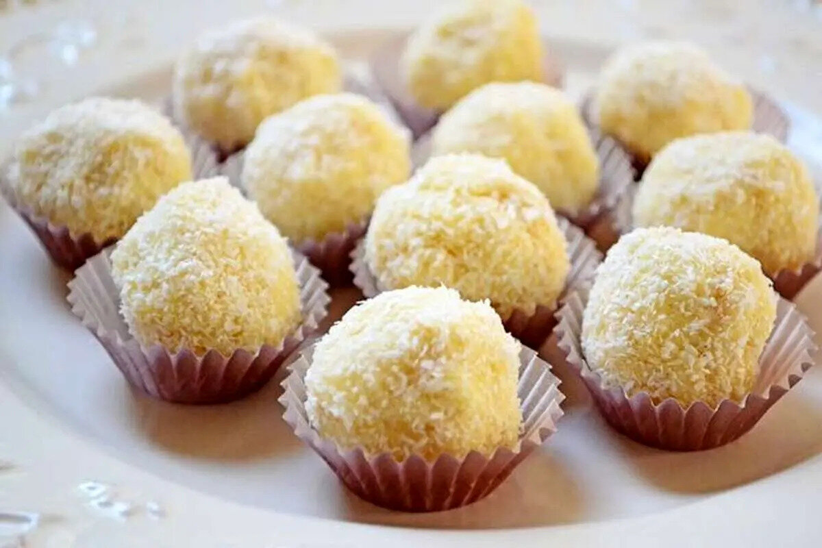  طرز تهیه توپک نارگیلی، یک شیرینی شیک و خوشمزه برای عید نوروز 