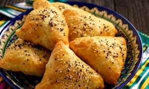  با این خمیر راحت و لطیف، سه تا لقمه خوشمزه برای مدرسه فرزندتان درست کنید!