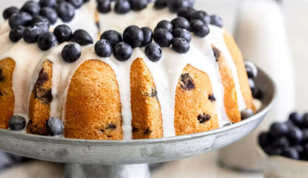 طرز تهیه کیک لیمو و بلوبری؛ یک معجون تابستانی
