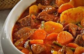طرز تهیه خوراک لوبیا سبز مجلسی با طعمی بی‌نظیر