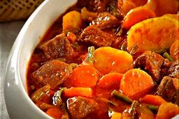 طرز تهیه خوراک لوبیا سبز مجلسی با طعمی بی‌نظیر