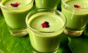 فراپه طالبی با بیسکوییت؛ نوشیدنی خاص، خوشمزه و مقوی روزهای داغ تابستان