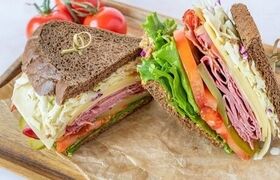 طرز تهیه ساندویچ پاسترامی گرم خانگی