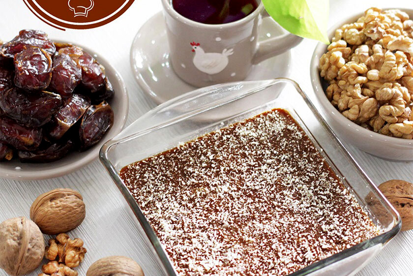 طرز تهیه رنگینک با خرمای له شده