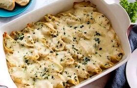 طرز تهیه جامبو شلز خامه ای ؛ یک پیش غذای مناسب برای دورهمی ها