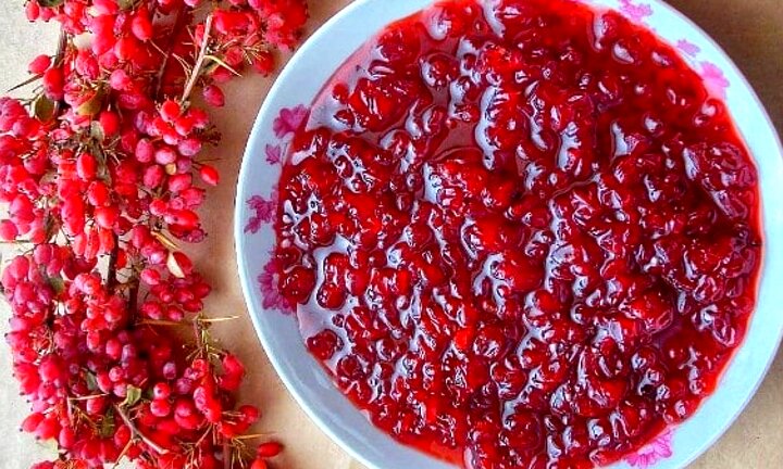 طرز تهیه مربای زرشک؛ یک مزه هیجان‌انگیز فقط در ۳۰ دقیقه