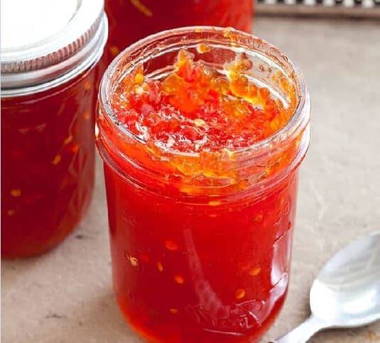 طرز تهیه مربای فلفل خانگی خوشمزه (ترکیب تندی و شیرینی)