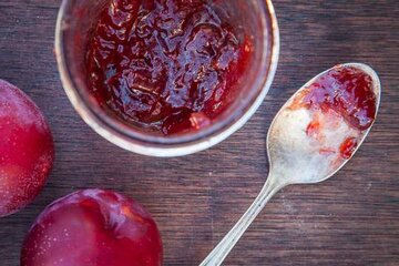طرز تهیه مربای آلو قرمز