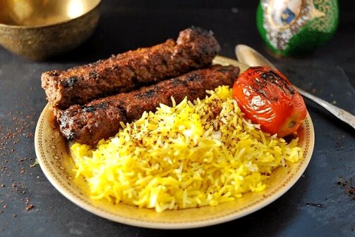 کباب کوبیده با سویا ؛ غذایی ارزان و خوشمزه که بدون گوشت درست می‌شود