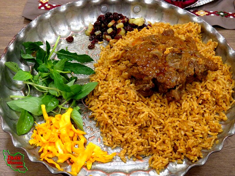 طرز تهیه چکدرمه غذای محلی ترکمن‌ها