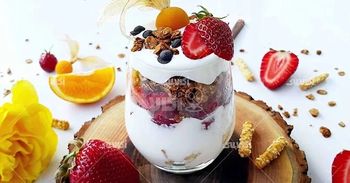 طرز تهیه پارفیت میوهای؛ دسر آسان و خوشمزه فرانسوی