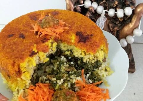 ته چین اسفناج؛ منوی ویژه گیاه خواران