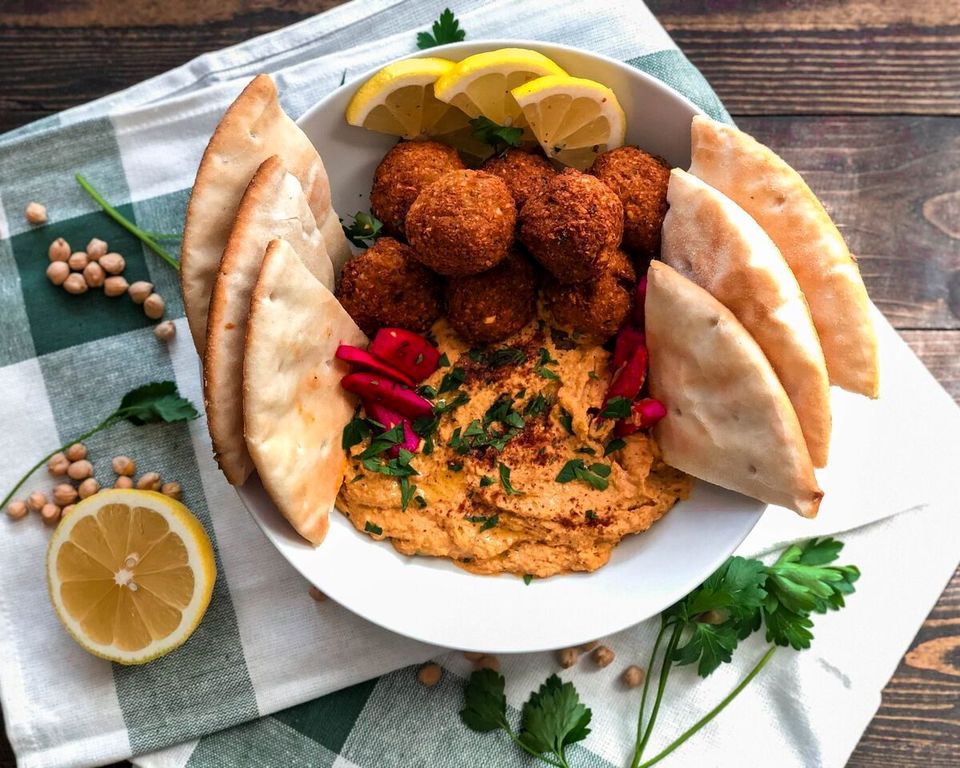 طرز تهیه فلافل در خانه؛ غذایی که حتما باید درست کنید