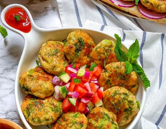 فوت و فن پخت کتلت مرغ و بروکلی بدون سیب زمینی