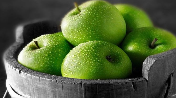 فواید بی‌نظیر خوردن سیب به صورت ناشتا