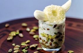 معجون خورها بخوانند!