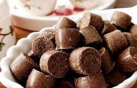 طرز تهیه شکلات حبه‌ای؛ راحت و سریع برای پذیرایی