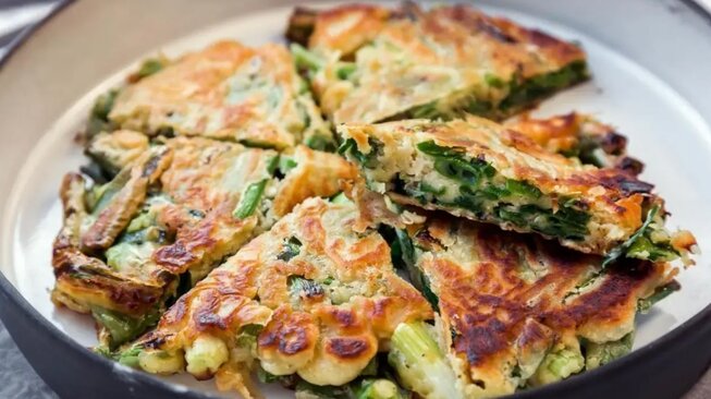 طرز تهیه کوکو پیازچه به روش‌های مختلف