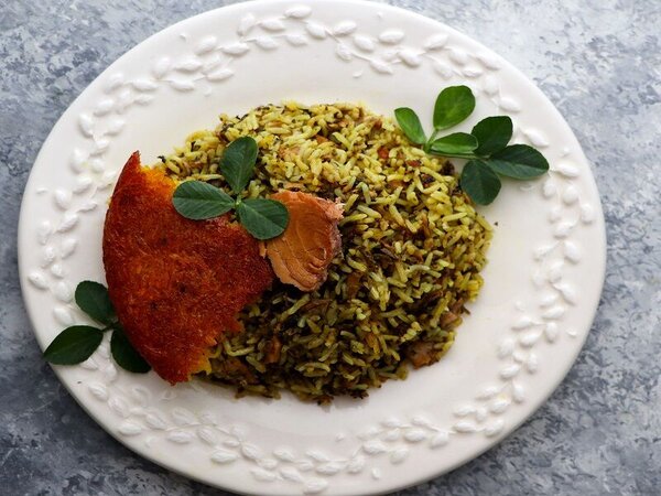 طرز تهیه هواری با تن ماهی؛ خوشمزه‌ترین قاطی پلو حاضری