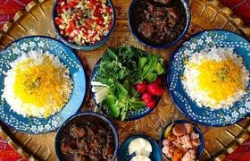 طرز تهیه خورشت قرمه‌سبزی؛ غذایی که عاشقان زیادی دارد