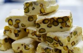 (ویدیو) با این روش به راحتی «گز» خانگی درست کنید