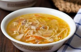 طرز تهیه سوپ ورمیشل خانگی خوشمزه‌تر از سوپ‌های رستورانی