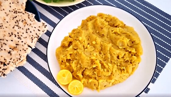 (ویدیو) طرز تهیه سیب‌زمینی کوبیده؛ یک کلاسیک خوشمزه با طعمی بی‌نظیر