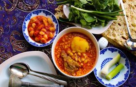 طرز تهیه آبگوشت سنتی و قهوه خانه‌ای اصیل دو پیازه