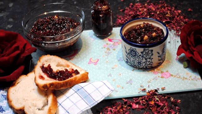 فوت و فن تهیه مربای گل محمدی؛ خوش عطر و طعم