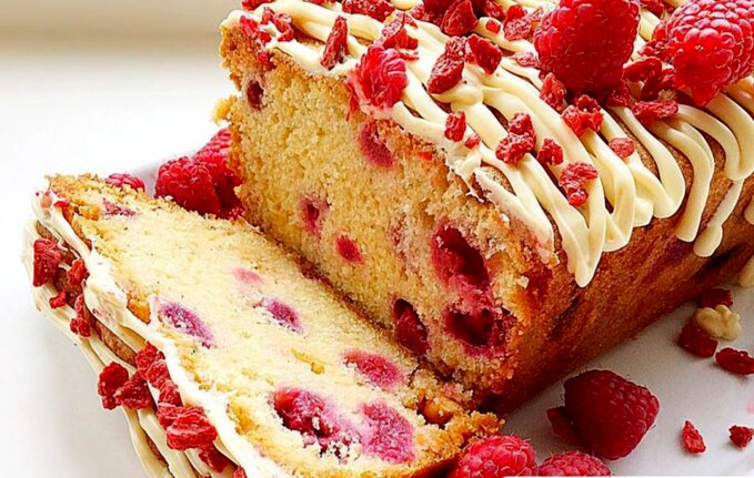 طرز تهیه کیک تمشک؛خوشمزه و مجلسی
