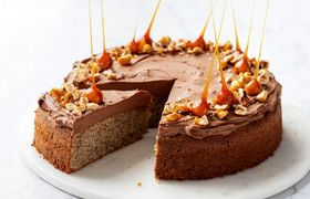 طرز تهیه کیک قهوه و فندق مرحله به مرحله