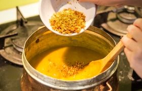 طرز تهیه کشک زرد زابلی ؛ غذای فوری و مقوی