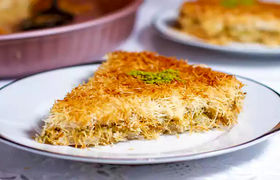 طرز تهیه دسر کادایف ترکیه‌ای لذیذ و مجلسی