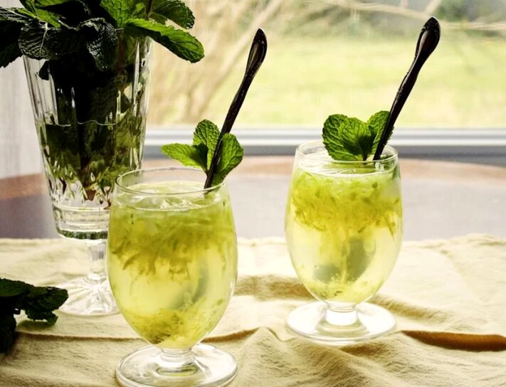 همه چیز درباره شربت سکنجبین زعفرانی و طرز تهیه 