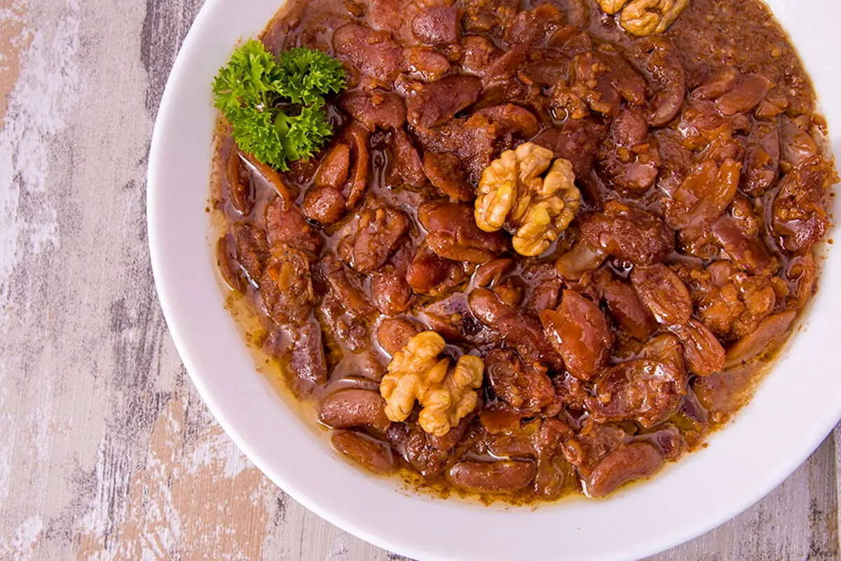 خورش دروغگو یا باقلا فسنجان؛ غذای اصیل گیلانی