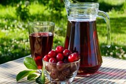 طرز تهیه شربت آلبالو بدون شکر با ۳ روش