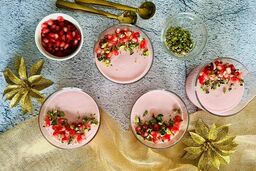 طرز تهیه موس انار برای شب یلدا