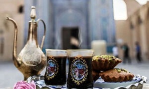 چرا قهوه یزدی با همه قهوه‌ها فرق دارد؟ | نوشیدنی آیینی با عطر هل و تاریخ قاجار