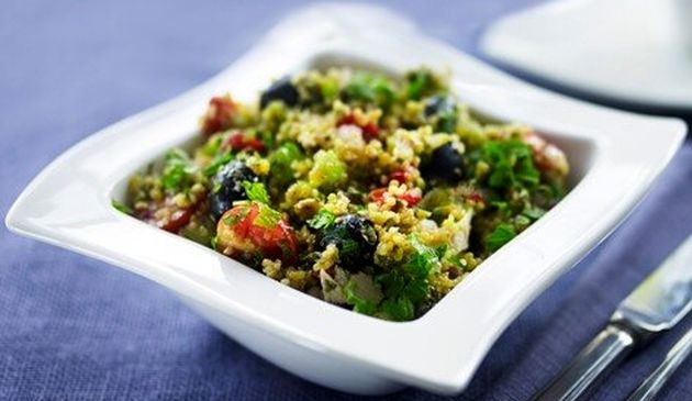 طرز تهیه سالاد سیسیلی اصل با سس مخصوص و سبزیجات تازه
