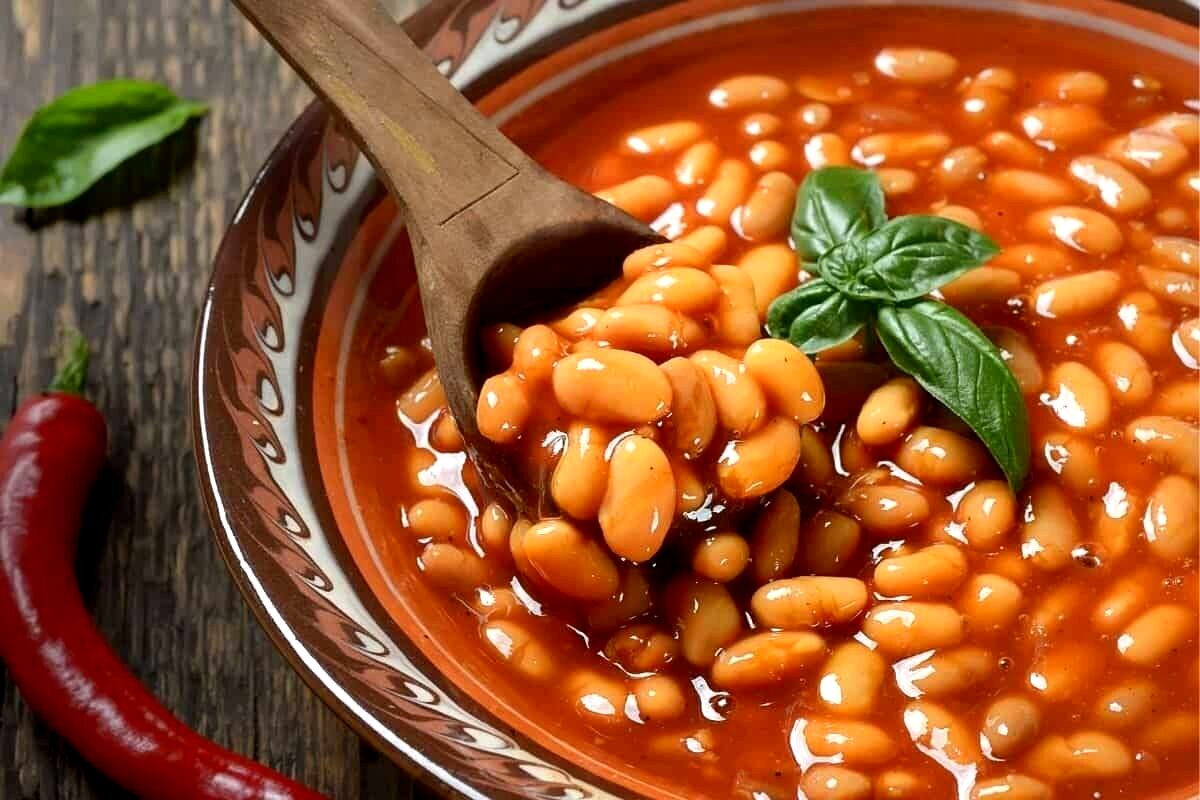 طرز تهیه خوراک لوبیا غلیظ و مجلسی به همراه فوت و فن‌های پخت آن