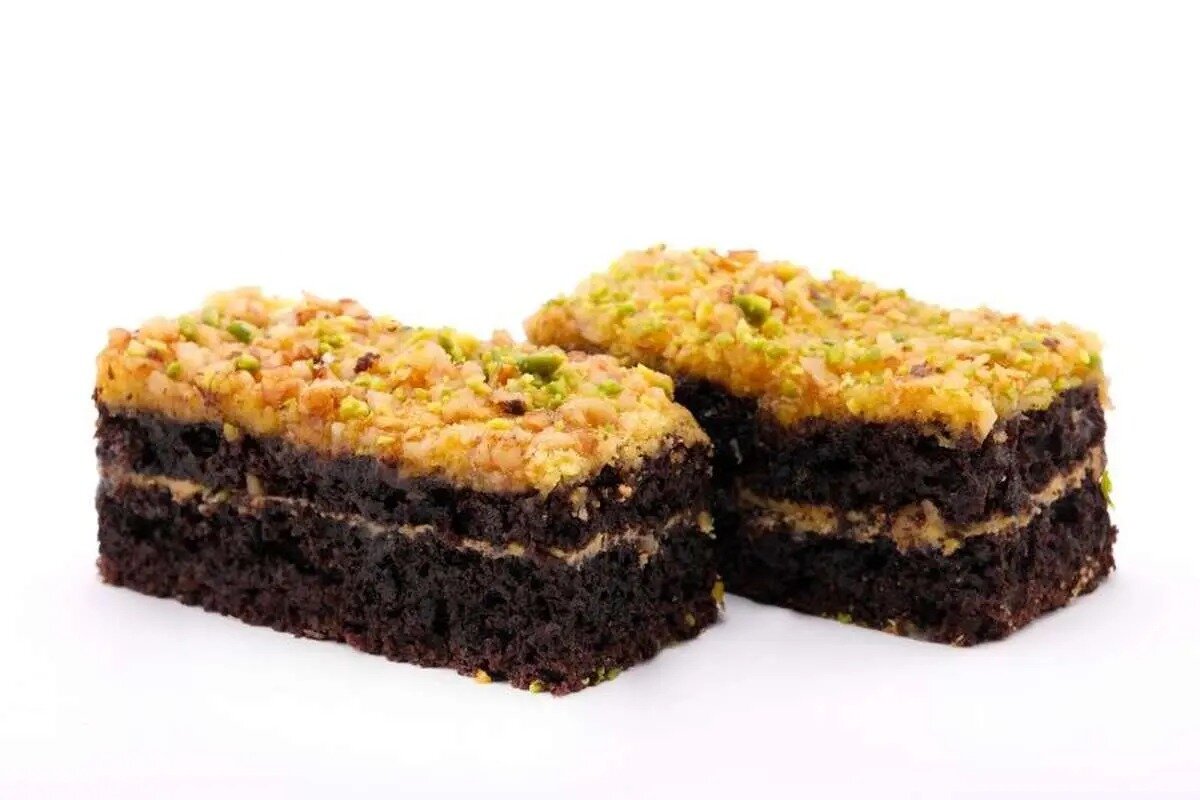 طرز تهیه کیک شکلاتی با روکش نارگیلی