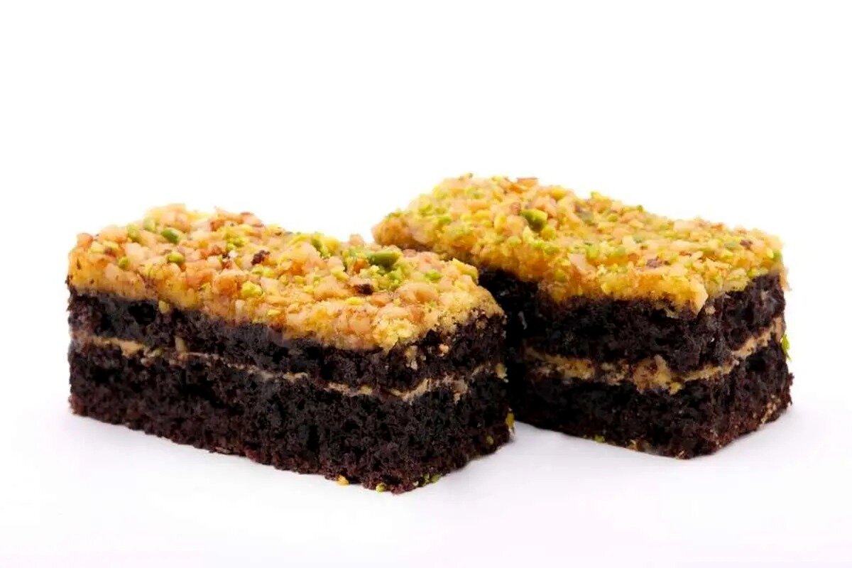 طرز تهیه کیک شکلاتی با روکش نارگیلی