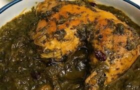 خورش اسفناج پهلو شمالی با عطر برگ سیر تازه و طعم نارنج