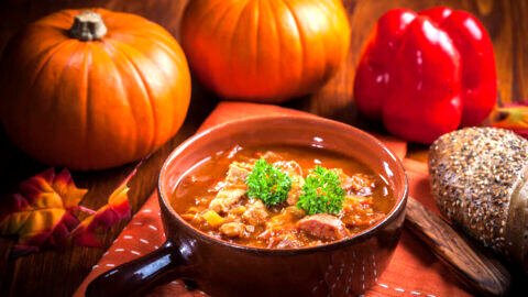 طرز تهیه خورشت کدو حلوایی؛ یک ترکیب جدید و متفاوت