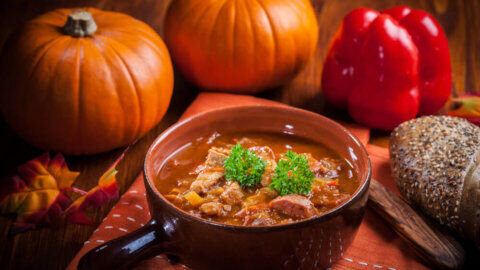 طرز تهیه خورشت کدو حلوایی؛ یک ترکیب جدید و متفاوت