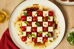 طرز تهیه پیش‌غذا با فتا و گوجه‌فرنگی گیلاسی