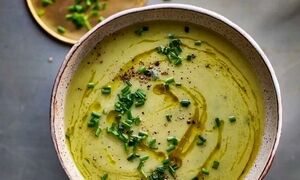 طرز تهیه سوپ کرفس؛ سوپ گرم و مقوی 